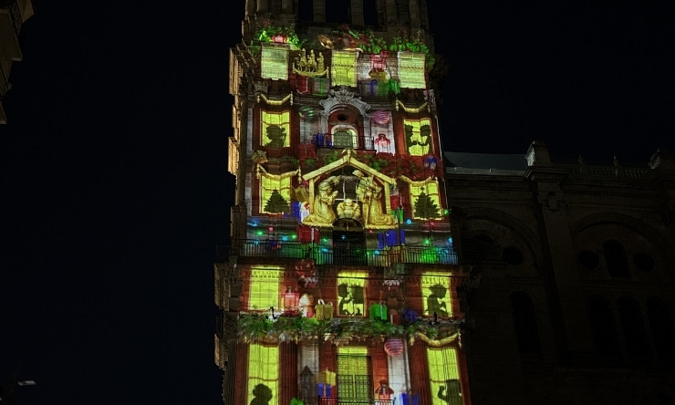 Malaga Katedrali Yılbaşı Işık Şovu