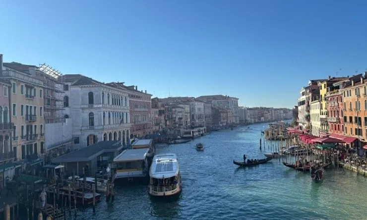 Rialto Köprüsü Manzara